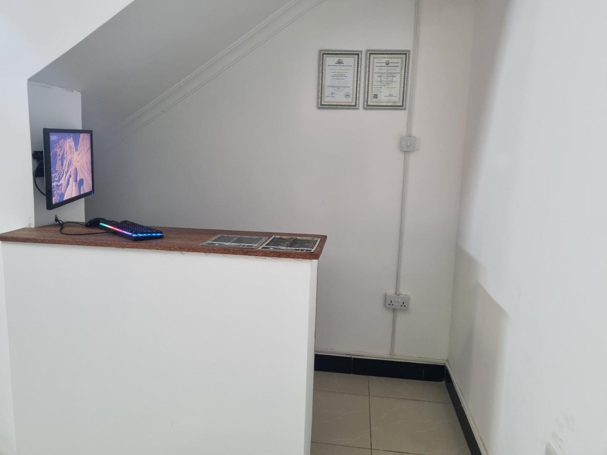 64 Zenj House Luxury Airport B&B Mbweni Extérieur photo